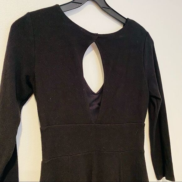 Free People Black V Neck Keyhole Skater Dress Size Small - Picture 2 of 7